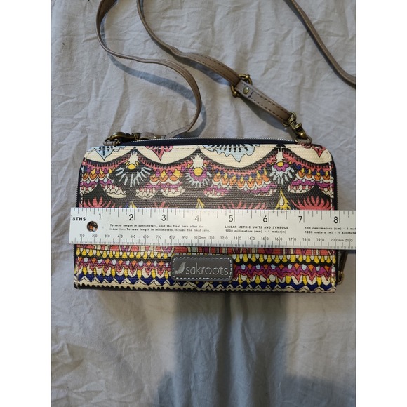 sakroots Artist Circle LARGE smartphone crossbody phone wallet - Picture 4 of 11